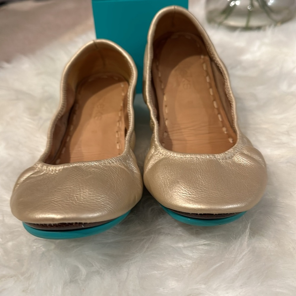 Limited champagne Tieks size 9 excellent condition